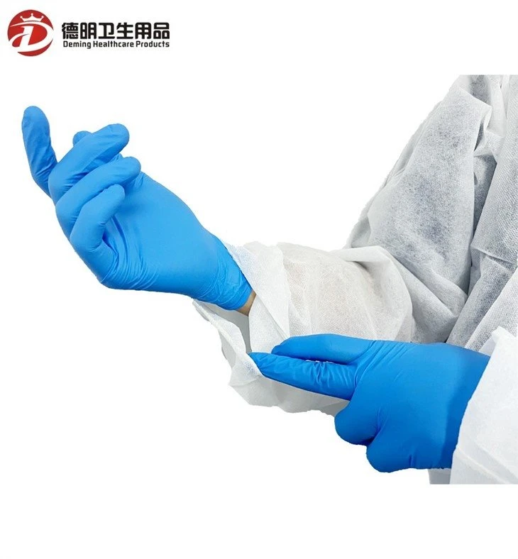 Elastic wrist cuff on protective workwear